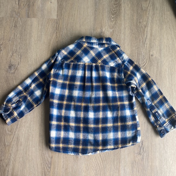 2-3T bundle! - Picture 6 of 8